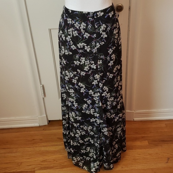 BR Floral Maxi Skirt - Picture 2 of 4